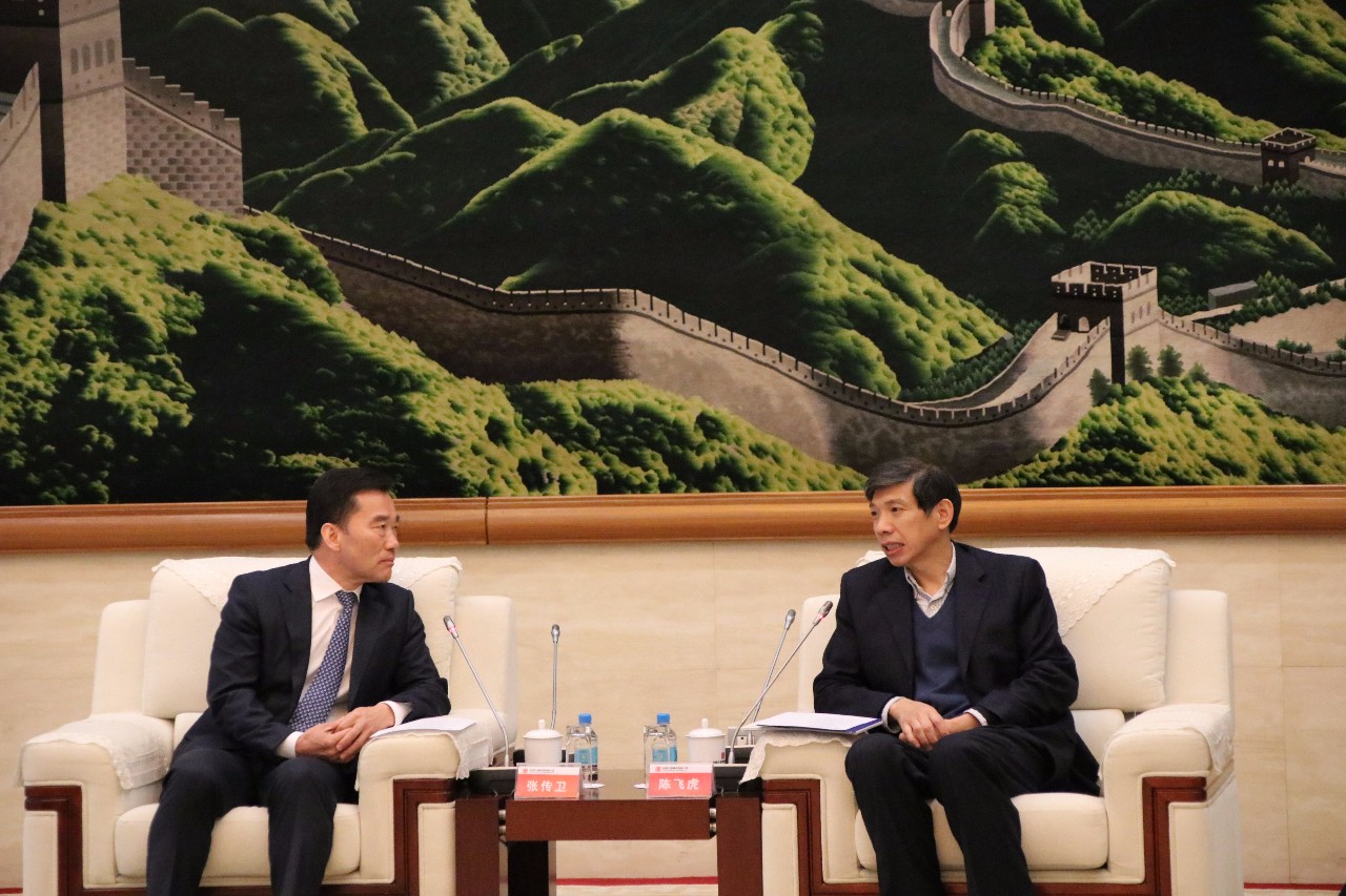 Z6尊龙智能董事长张传卫与中国大唐集团董事长陈飞虎在京会谈1.jpg